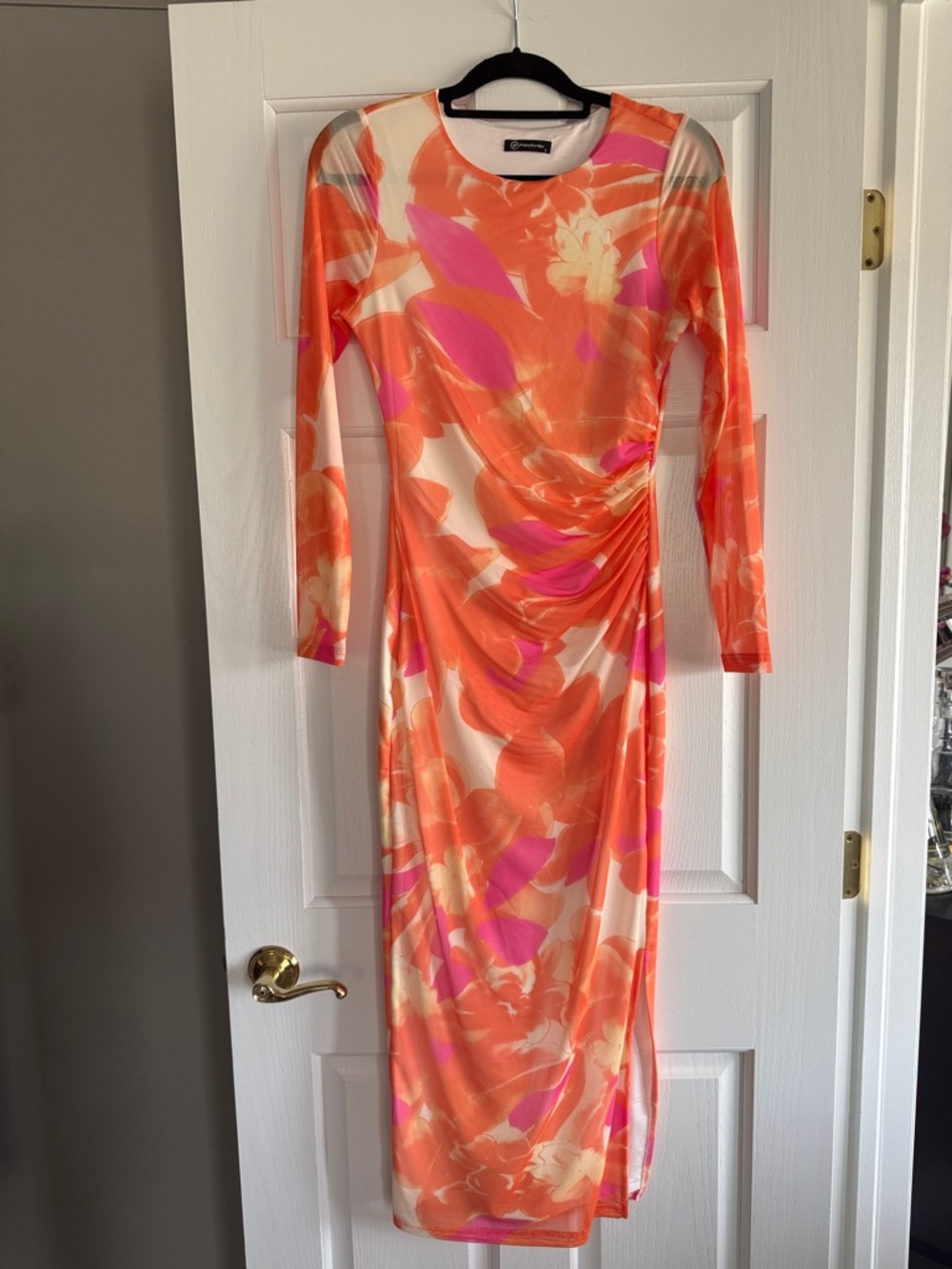 Floral-Print Long Sleeve Midi Dress in Orange and Pink